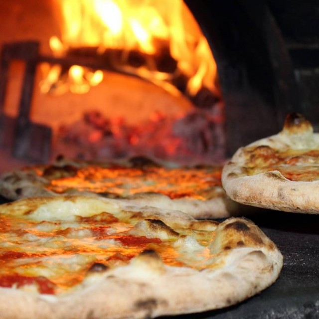 Connaître la règlementation d’ouverture d’une pizzeria avec débit de boissons